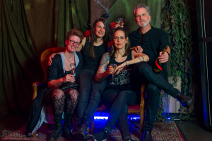 Schwarzer_Ball_April2025_Besucher239_w